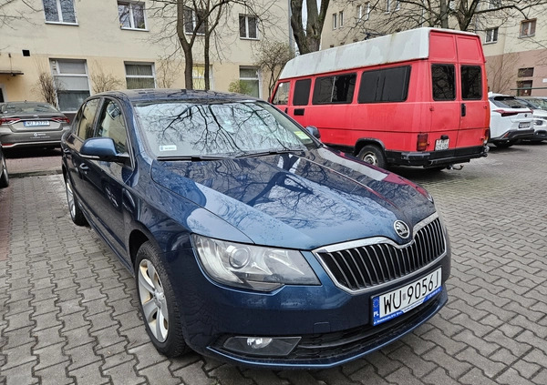 Skoda Superb cena 28900 przebieg: 424000, rok produkcji 2014 z Warszawa małe 37